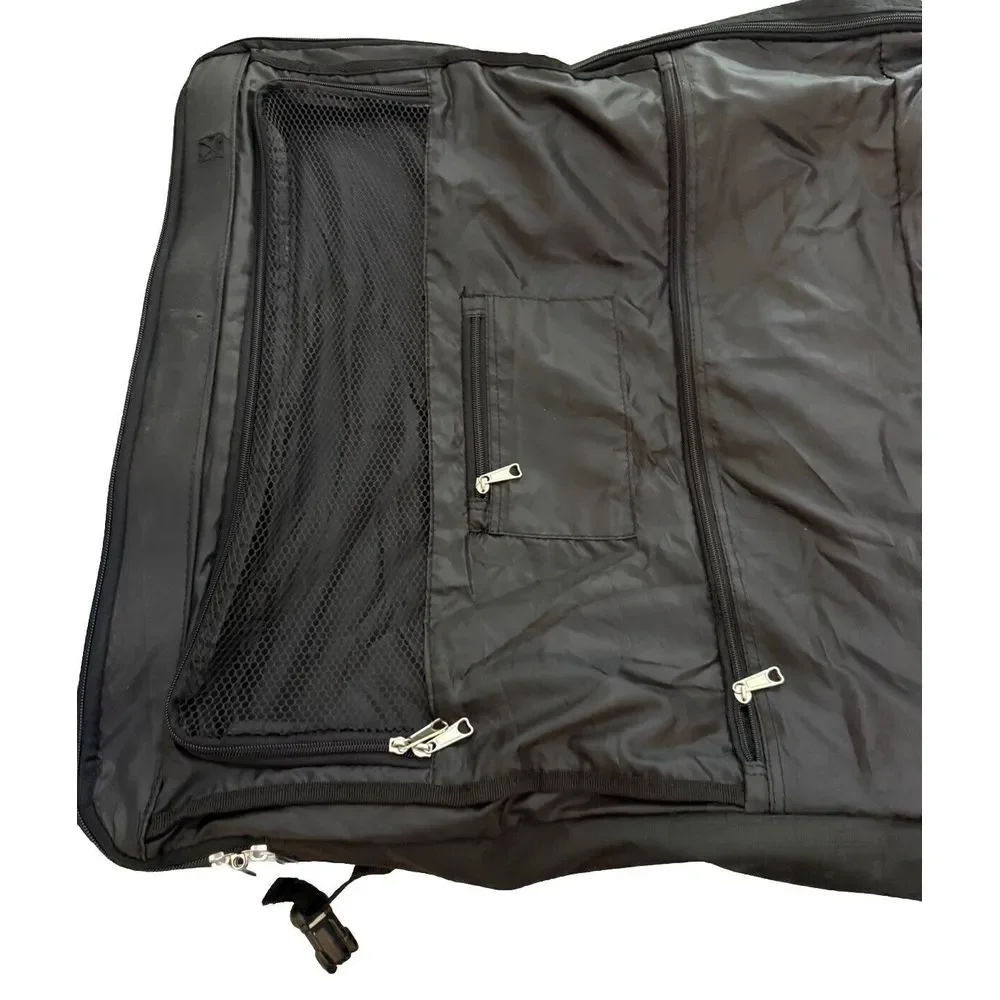 NWT Delsey Paris 45